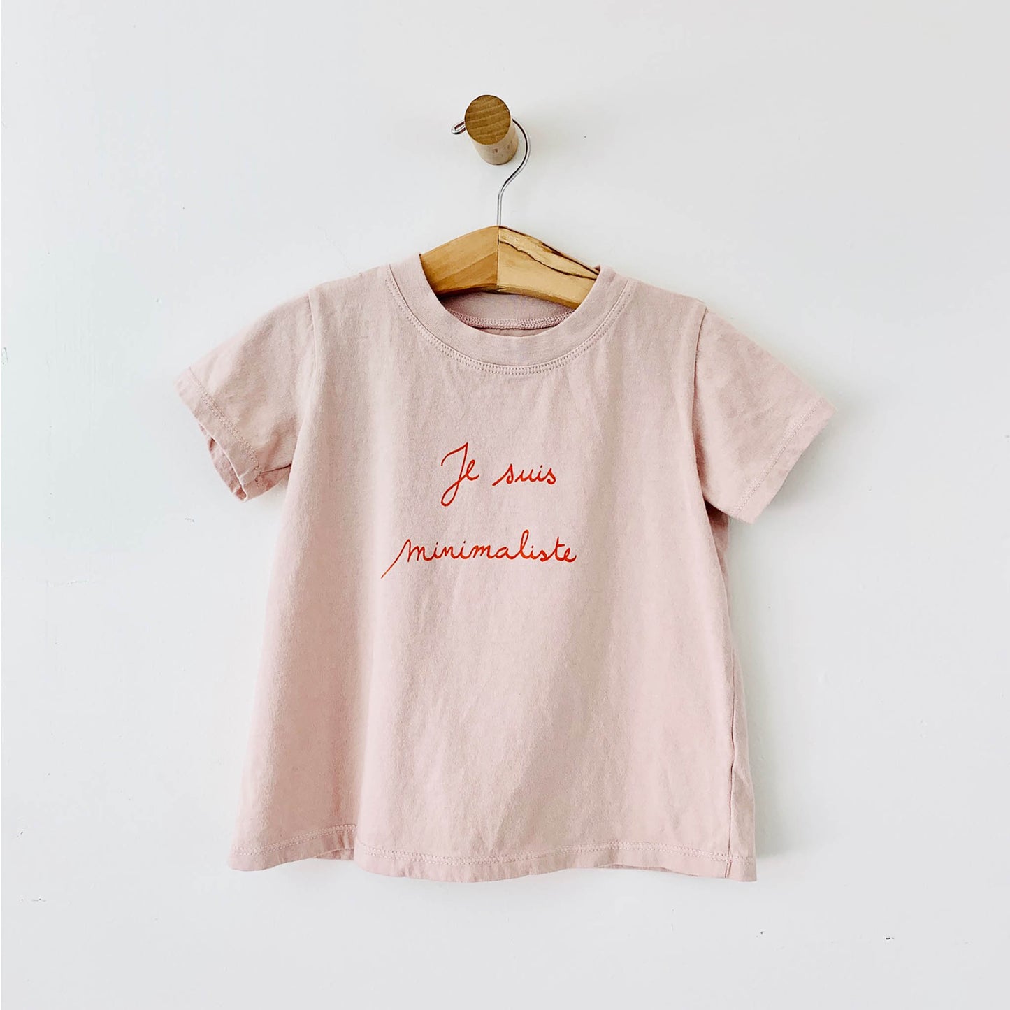 organic cotton basic tee - je suis minimaliste / blush